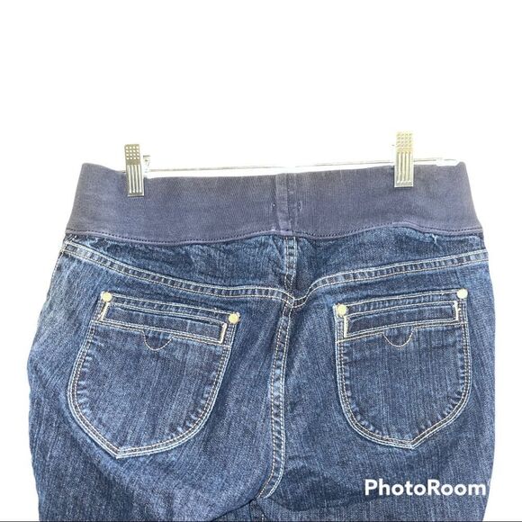 Womens Old Navy Maternity Stretch Low Rise Waist Blue Jeans SZ Medium Capri - Picture 3 of 6